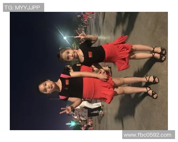 刘丽畅谈王者荣耀职业生涯背后的故事与成长历程