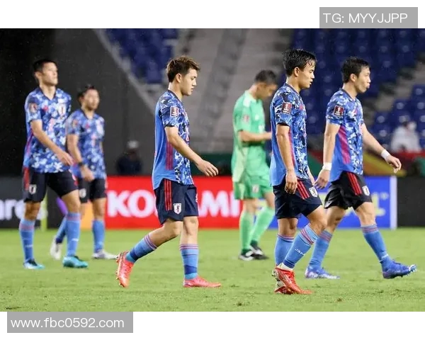 电竞比分解析和平精英战术深度探讨EDG团队策略与表现分析